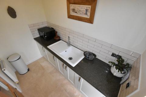 4 Hilldrecks View, Ravenfield, Rotherham, S65 4RQ