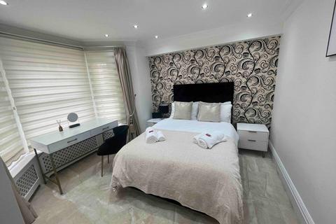 2 bedroom flat for sale, Portnall Road, London W9