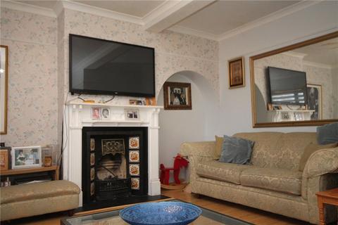 4 bedroom end of terrace house for sale, Upland Way, Surrey KT18