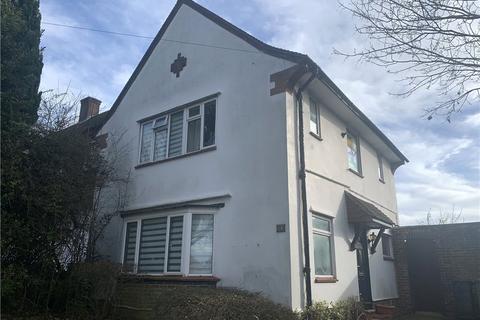 4 bedroom end of terrace house for sale, Upland Way, Surrey KT18