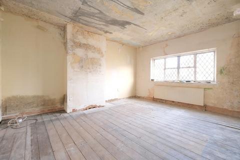 3 bedroom semi-detached house for sale, Charterhouse Road, Orpington