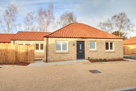2 bedroom detached bungalow for sale, Fortrey Court, London Road, Chatteris