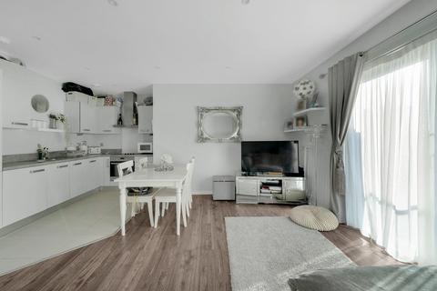 1 bedroom apartment for sale, Quarter House, Battersea Reach