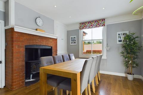 Laurel Bank Chapel Lane, Rossett, Wrexham, LL12 0EE