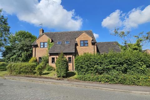 4 bedroom detached house for sale, Monkswood, Silverstone