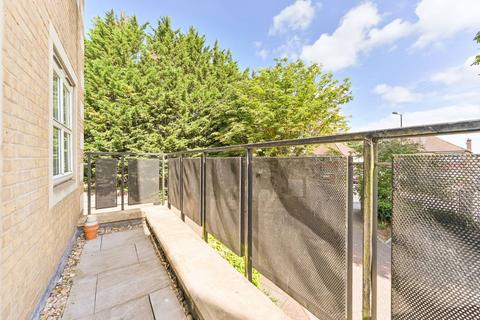 Flat 3, 307 Beulah Hill, London, SE19 3UZ