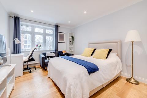 2 bedroom flat for sale, Marlborough House, Green Lanes, London