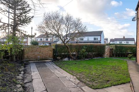20 Knightsway, Leeds, LS15 7BW