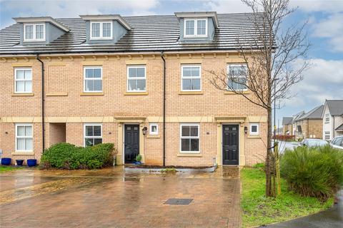 4 bedroom end of terrace house for sale, St. Andrews Walk, Newton Kyme, LS24
