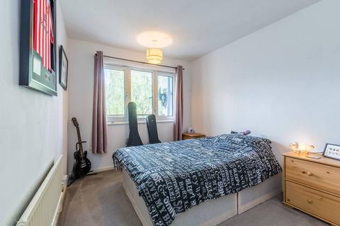 1 bedroom flat for sale, Archdale House, Cluny Estate, Borough, London, SE1