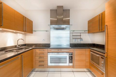 2 bedroom apartment to rent, Juniper Drive, London SW18