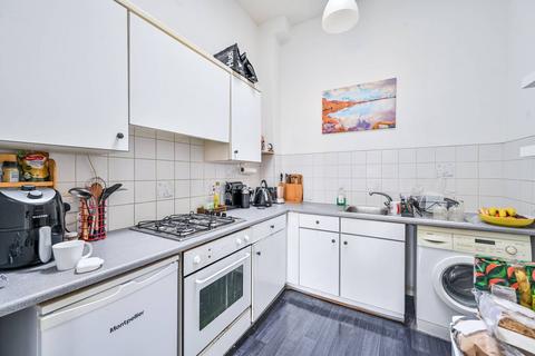 1 bedroom flat for sale - Cambridge Heath Road, Bethnal Green, London, E2