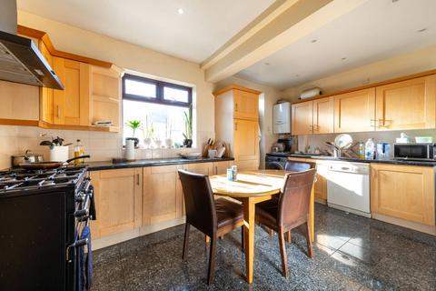 5 bedroom semi-detached house for sale - Dewsbury Road, Willesden Green, London, NW10