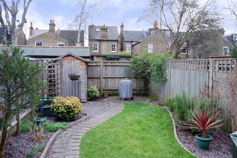 3 bedroom end of terrace house to rent - Florence Road, South Park Gardens, London, SW19