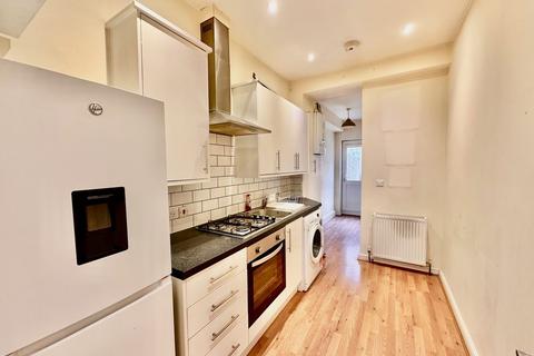 1 bedroom ground floor flat to rent, Etherley Road, Turnpike Lane N15