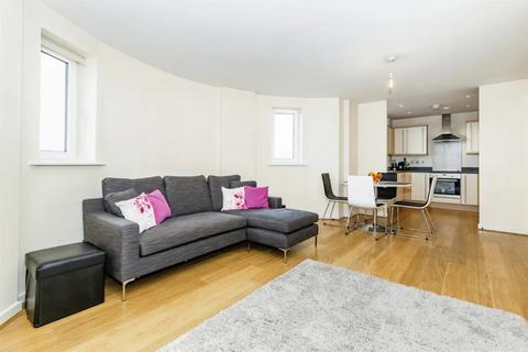 2 bedroom apartment for sale - Grays Place, Slough