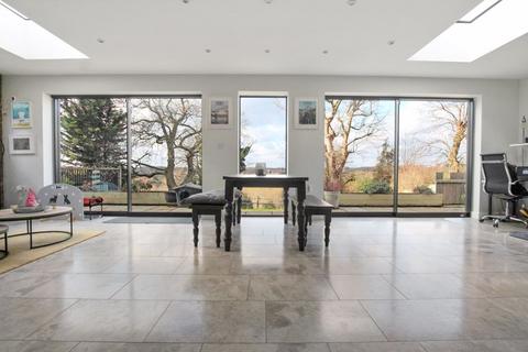 34 Hill Crescent, Bexley, DA5 2DB
