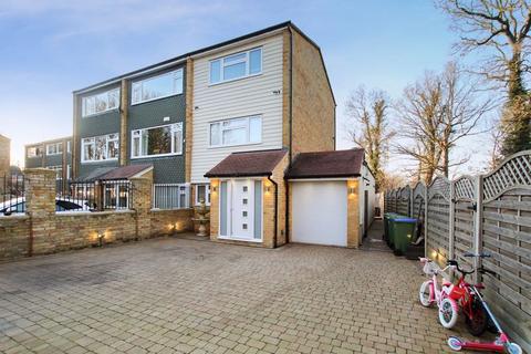 12 Cornell Close, Sidcup, DA14 5LY