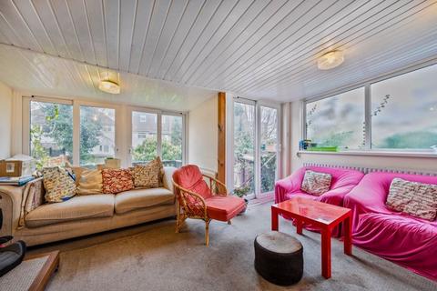 10 Kenmore Road, Kenley, CR8 5NU