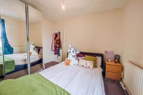 59 Bannockburn Road, London, SE18 1ET