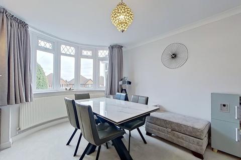 94 Maney Hill Road, Sutton Coldfield, B72 1JT