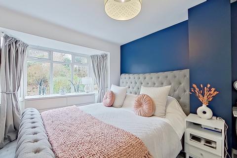 94 Maney Hill Road, Sutton Coldfield, B72 1JT