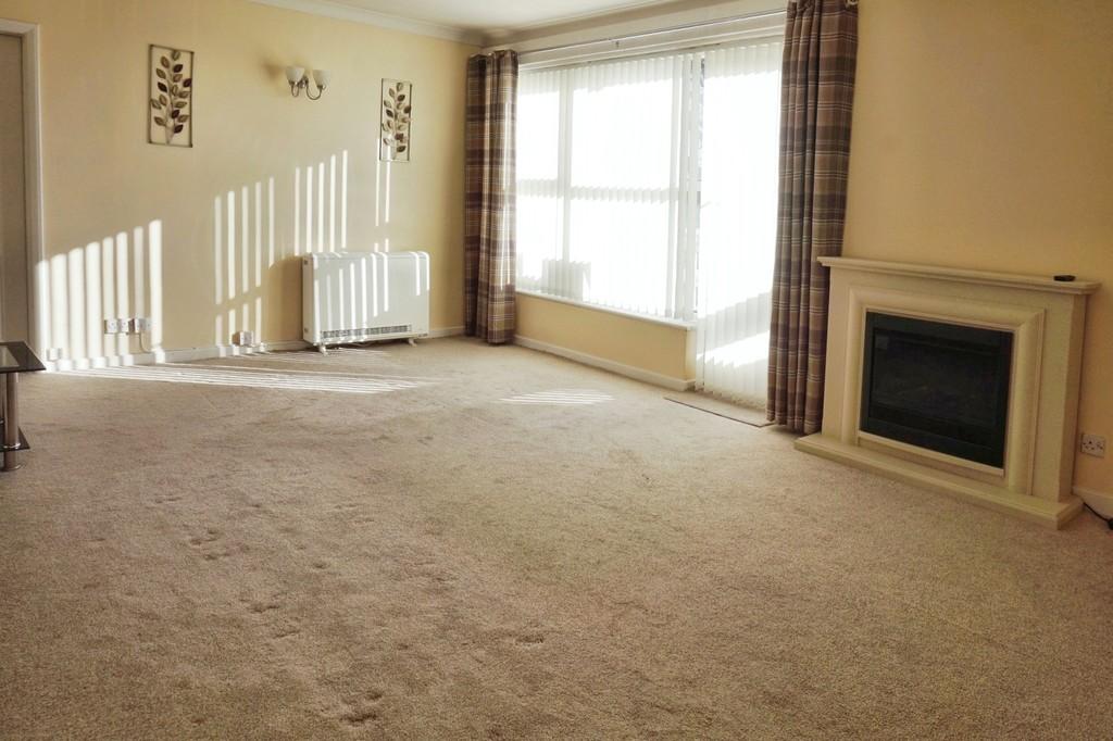Springfield Road, Sutton Coldfield B76 2 bed apartment for sale £70,000
