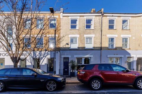 Flat 1, 14 Wendell Road, London, W12 9RT