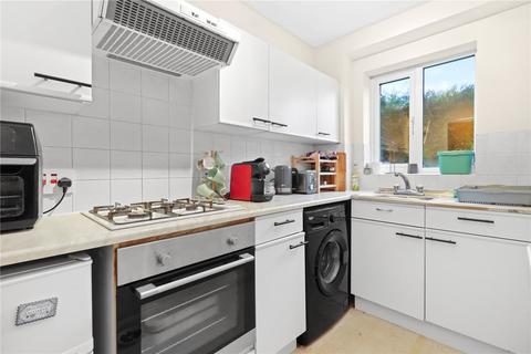 47 Barnett Way, Uckfield, TN22 1XH