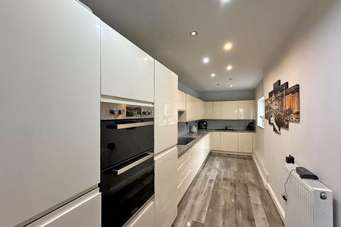 318 Harden Road, Leamore, Walsall, WS3 1RN