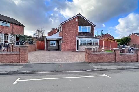 31 Foxyards Road, Tipton, DY4 8AX