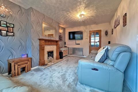 31 Foxyards Road, Tipton, DY4 8AX