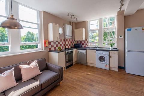 4 bedroom apartment to rent, Pennsylvania Road, Exeter