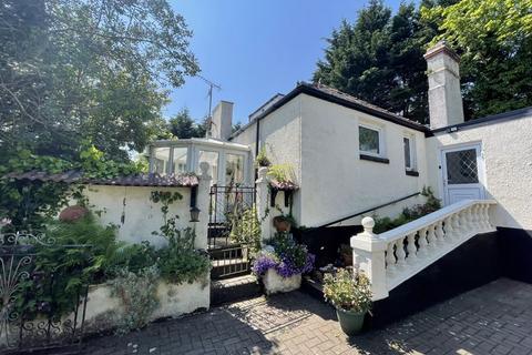 4 bedroom detached bungalow for sale, Amlwch, Isle of Anglesey