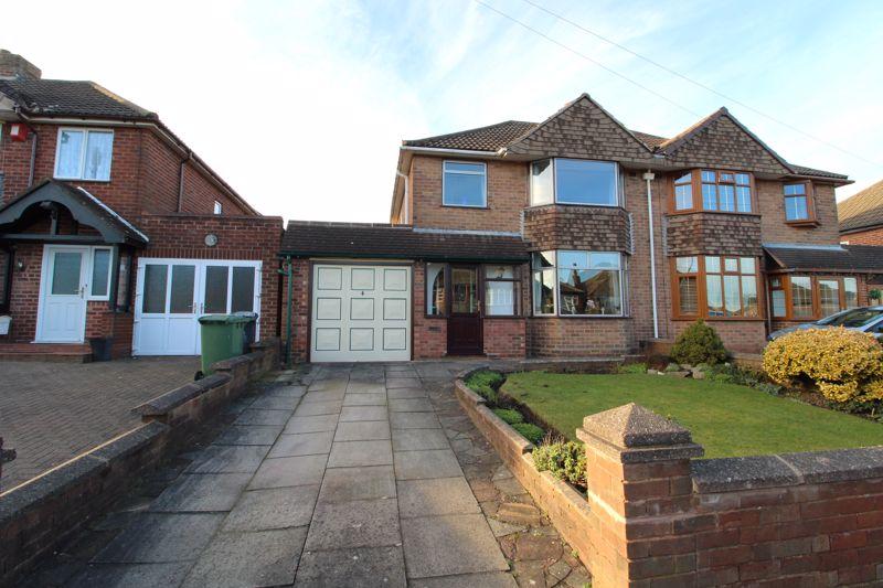 Fairway, Shelfield, Walsall, WS4 1RP 3 bed semidetached house for sale