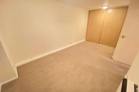 Studio for sale, Cromwell Place, Station Road, Redhill