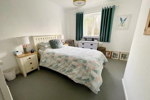 38 Badgers Gate, Dunstable, LU6 2BF