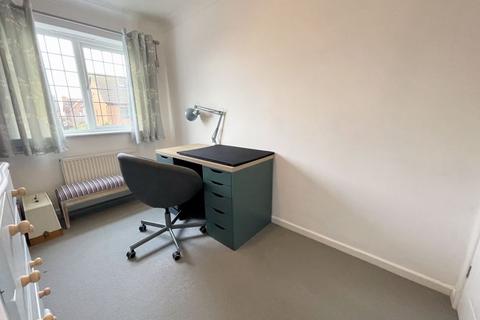 38 Badgers Gate, Dunstable, LU6 2BF