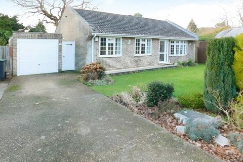 3 bedroom detached bungalow for sale - Bosley Close, Christchurch