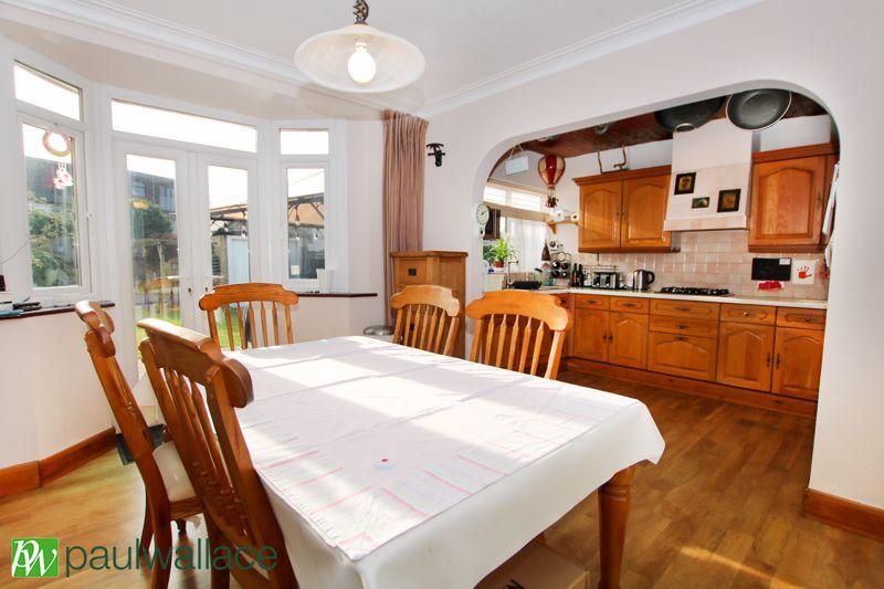 Kitchen/Dining Area