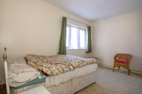 3, Charles Court Selsdon Road, South Croydon, CR2 6PZ