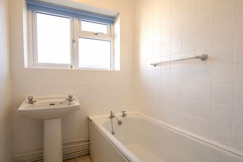 3, Charles Court Selsdon Road, South Croydon, CR2 6PZ
