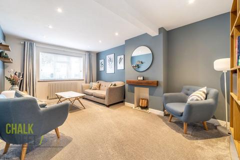 71 Manor Road, Romford, RM1 2RD