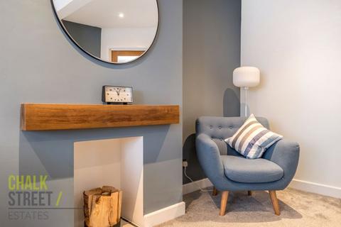 71 Manor Road, Romford, RM1 2RD