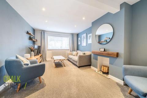 71 Manor Road, Romford, RM1 2RD