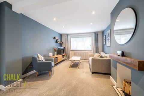 71 Manor Road, Romford, RM1 2RD