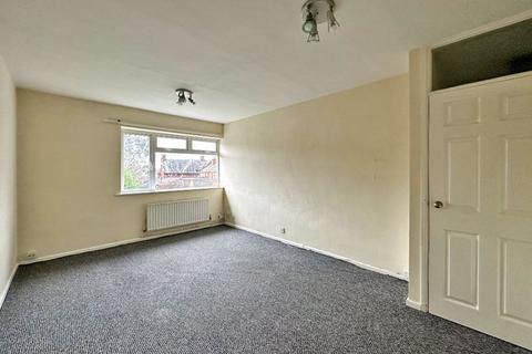 2 bedroom apartment for sale, Maple Road, BRADMORE