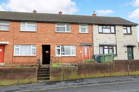 3 bedroom terraced house for sale, Springhill Crescent, Madeley