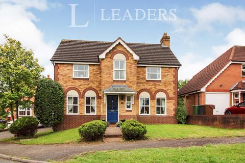 4 bedroom detached house to rent, Harbours Close, Bromsgrove, B61