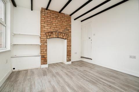 2 bedroom terraced house to rent, New Street, Leicester, LE9